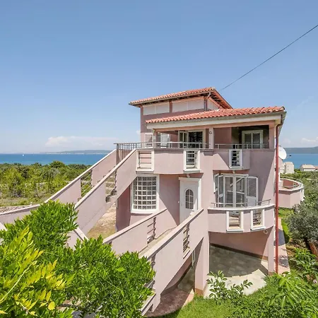 Appartement Gorgeous In *