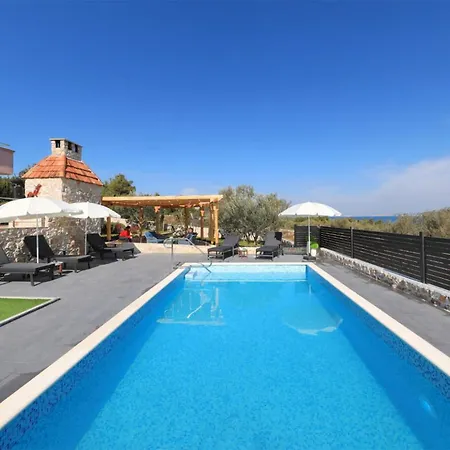 Gorgeous In Dobropoljana