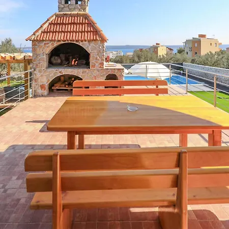 Gorgeous In Dobropoljana