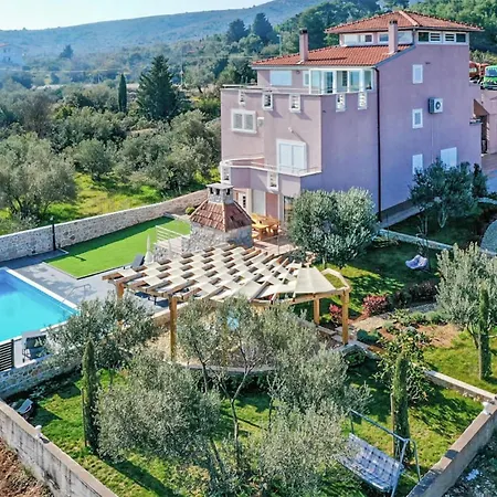 Gorgeous In * Dobropoljana