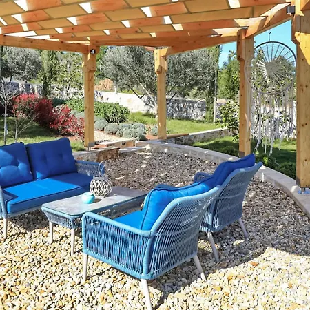 Gorgeous In Appartement Dobropoljana