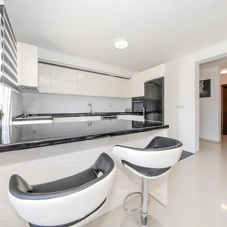 Gorgeous In Apartament