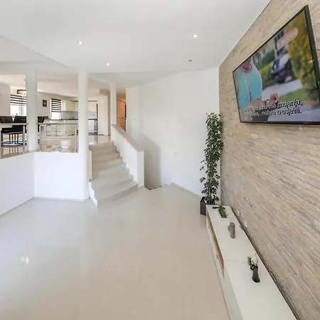 Apartament Gorgeous In Dobropoljana